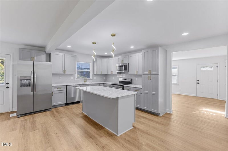 808 Edison Rd, Raleigh, NC 27610
