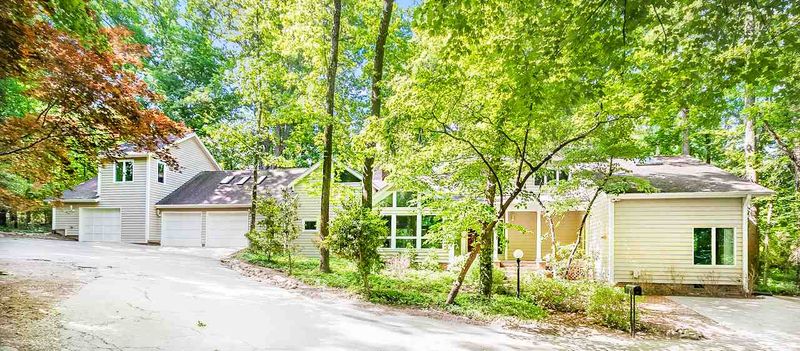 808 E Franklin St, Chapel Hill, NC 27514