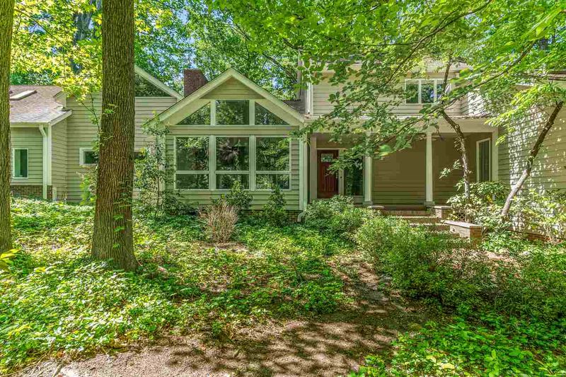 808 E Franklin St, Chapel Hill, NC 27514