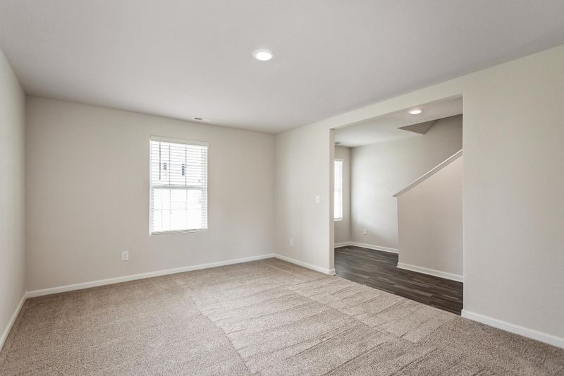 808 Frosty Way, Zebulon, NC 27597