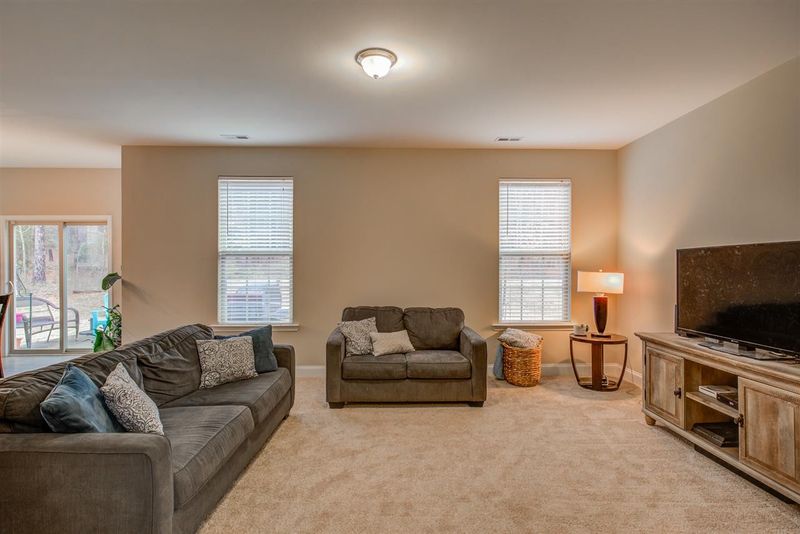 808 Fulworth Ave, Wake Forest, NC 27587