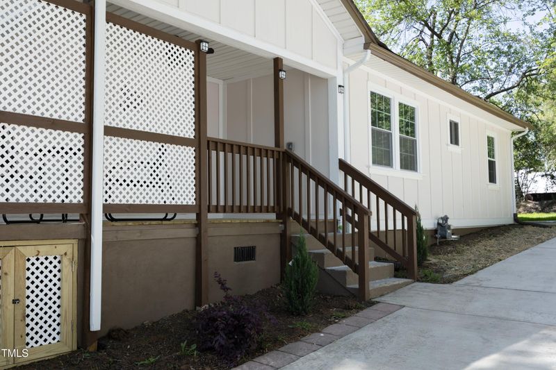 808 Grace Ave, Burlington, NC 27217