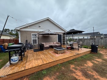 808 Grove Creek Ln, Raleigh, NC 27610