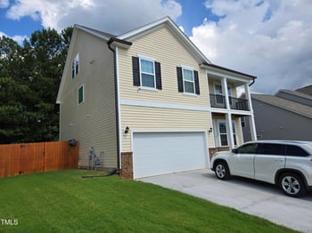 808 Heartpine Dr, Mebane, NC 27302