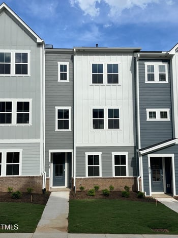 808 Hillfarm Dr, Wake Forest, NC 27587