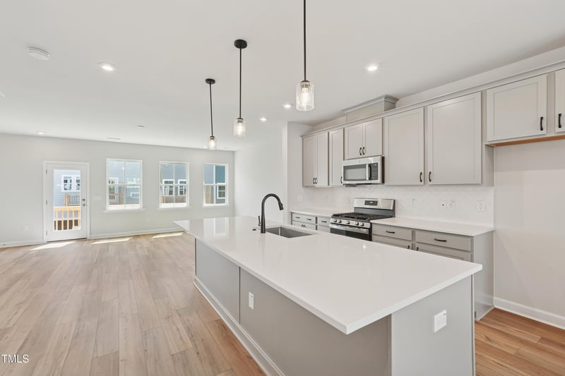 808 Hillfarm Dr, Wake Forest, NC 27587