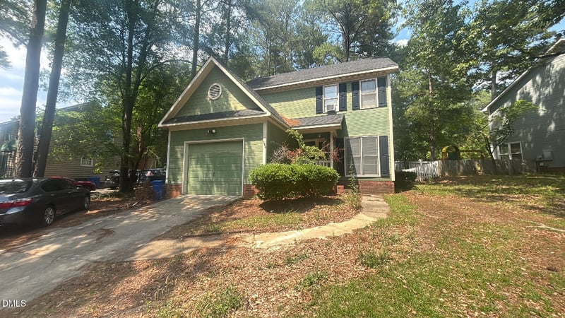 808 Hilton Dr, Fayetteville, NC 28311