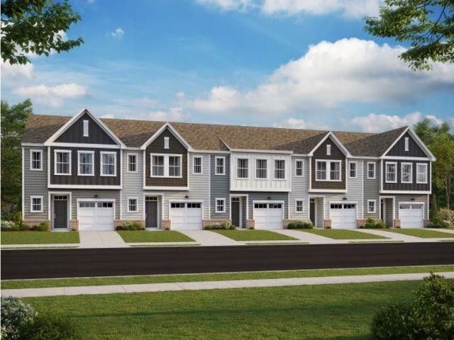 808 Oak Center Dr, Raleigh, NC 27610