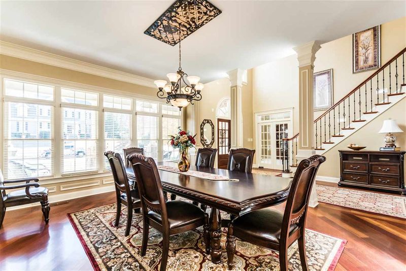 808 Parkridge Dr, Clayton, NC 27527