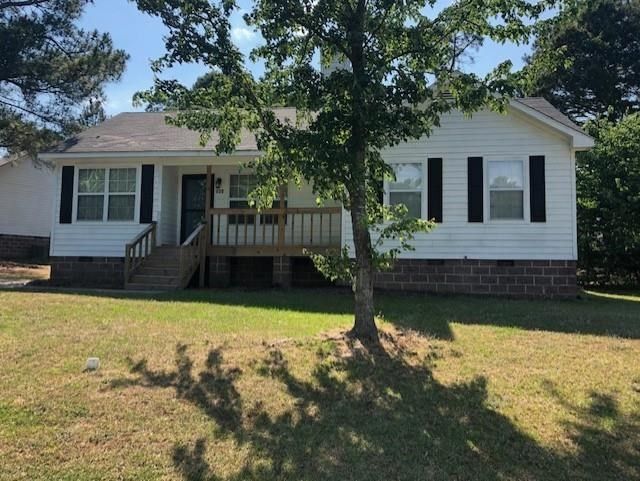 808 Perry Howard Rd, Fuquay Varina, NC 27526