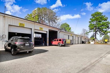 808 Pollock St, Selma, NC 27576