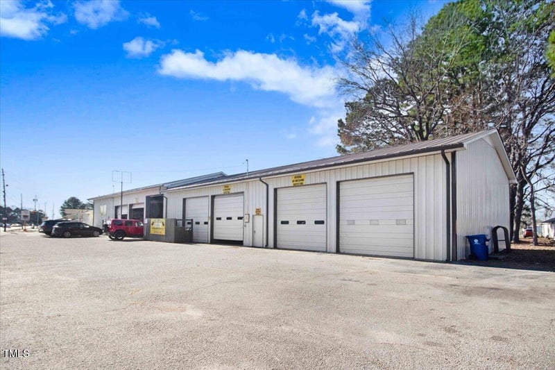 808 Pollock St, Selma, NC 27576