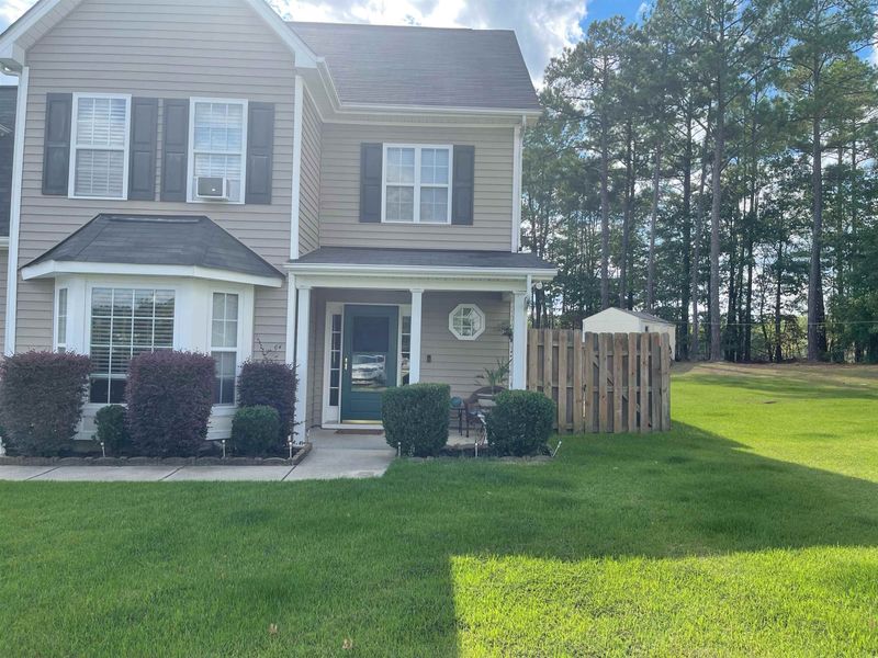 808 Pyracantha Dr, Holly Springs, NC 27540