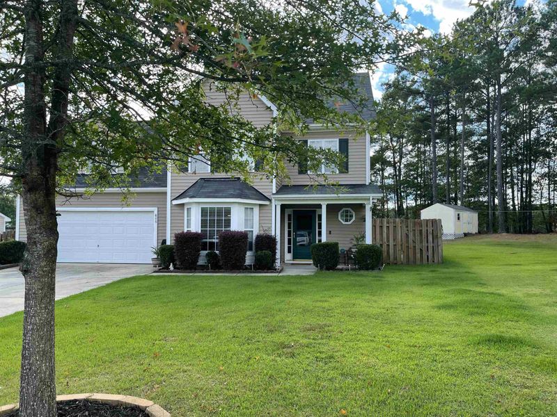 808 Pyracantha Dr, Holly Springs, NC 27540