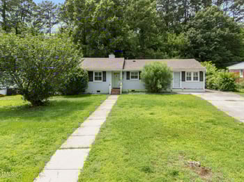 808 Ravenwood Dr, Raleigh, NC 27606