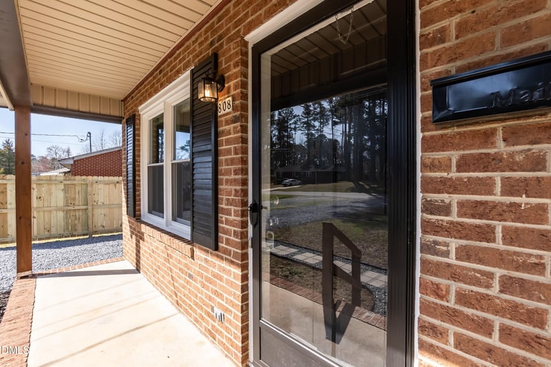 808 Rose St, Sanford, NC 27330