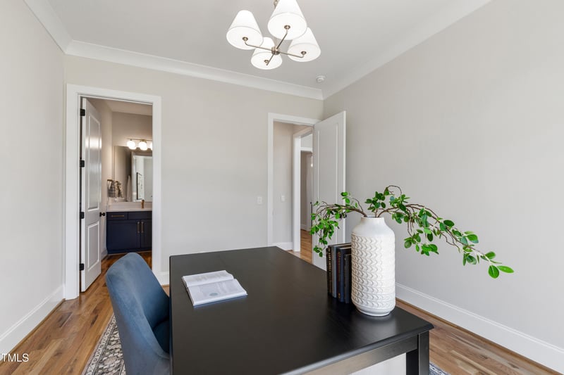 808 Shiloh Hills Dr, Fuquay Varina, NC 27526