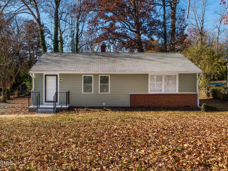 808 Trail One, Burlington, NC 27215
