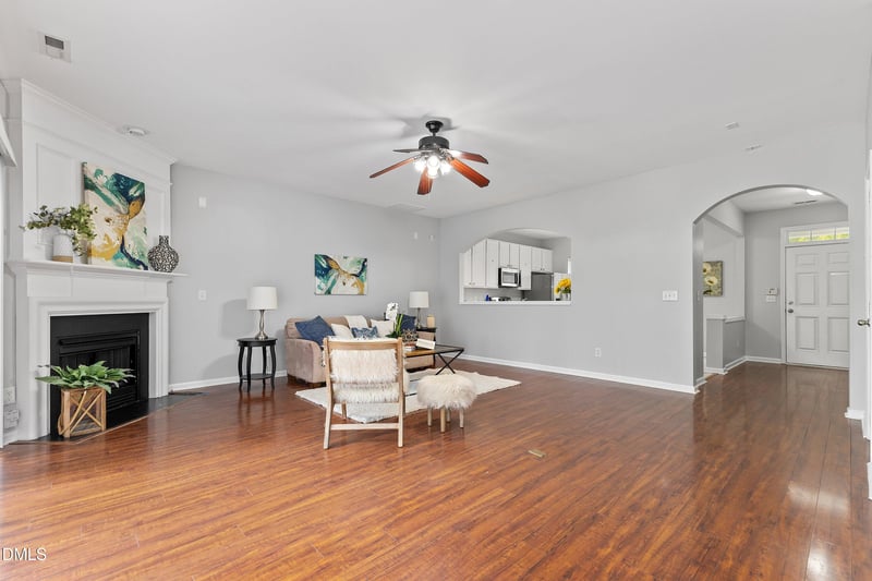 808 Walnut Woods Dr, Morrisville, NC 27560