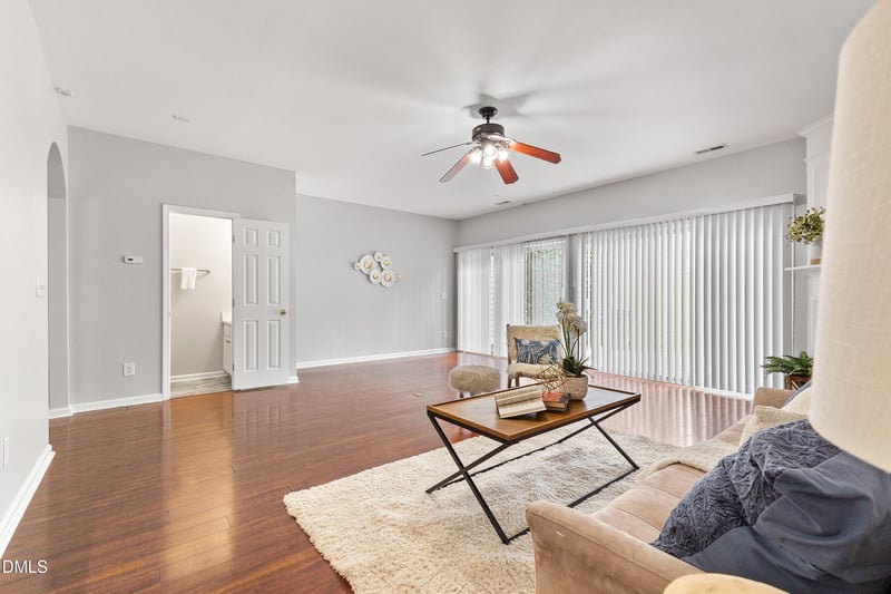 808 Walnut Woods Dr, Morrisville, NC 27560