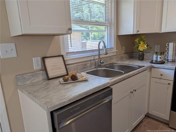 808 Weiss Ave, Fayetteville, NC 28305