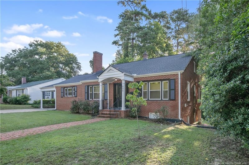 808 Westmont Dr, Fayetteville, NC 28305