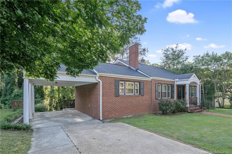 808 Westmont Dr, Fayetteville, NC 28305