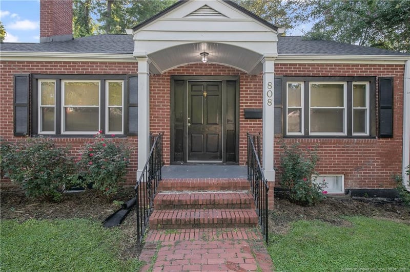 808 Westmont Dr, Fayetteville, NC 28305
