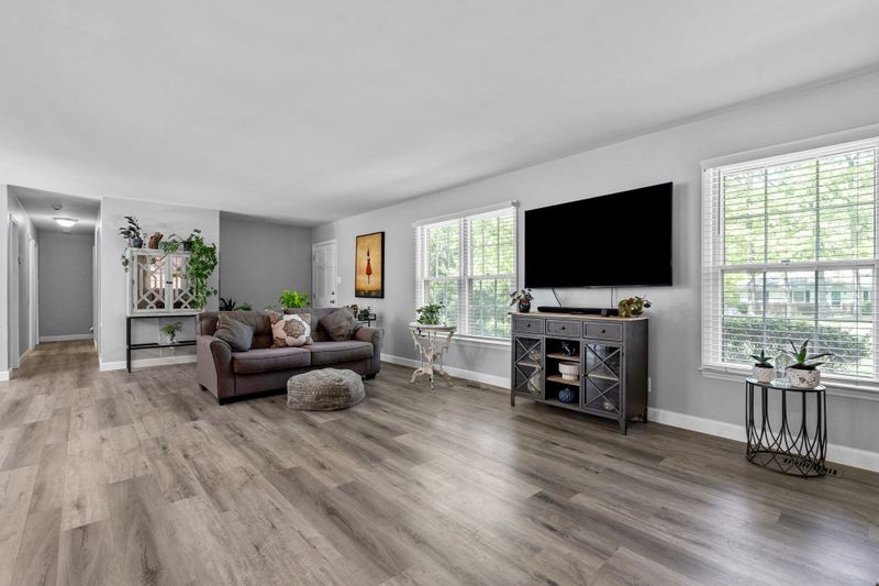 808 Yosemite Cir, Durham, NC 27713