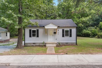 809 3rd St, Sanford, NC 27330