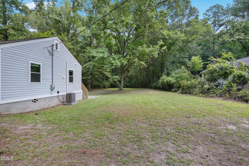 809 3rd St, Sanford, NC 27330