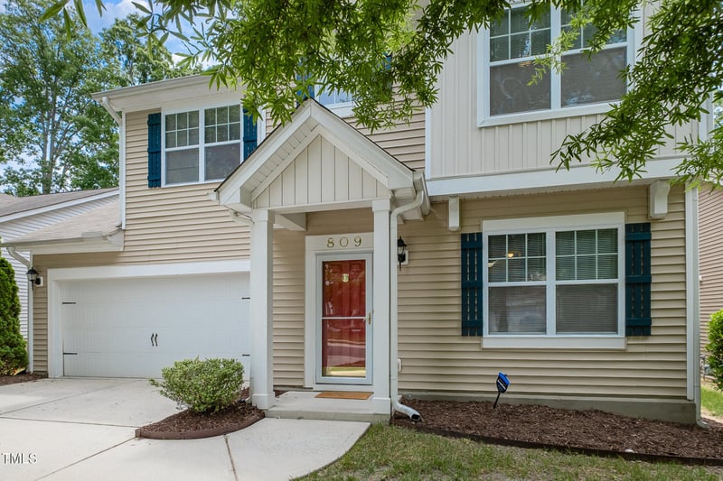 809 Amarillo Rose Ln, Durham, NC 27712