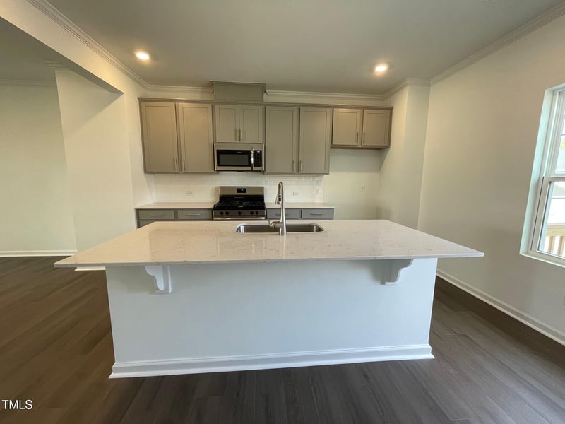 809 Basswood Gln Trl, Knightdale, NC 27545