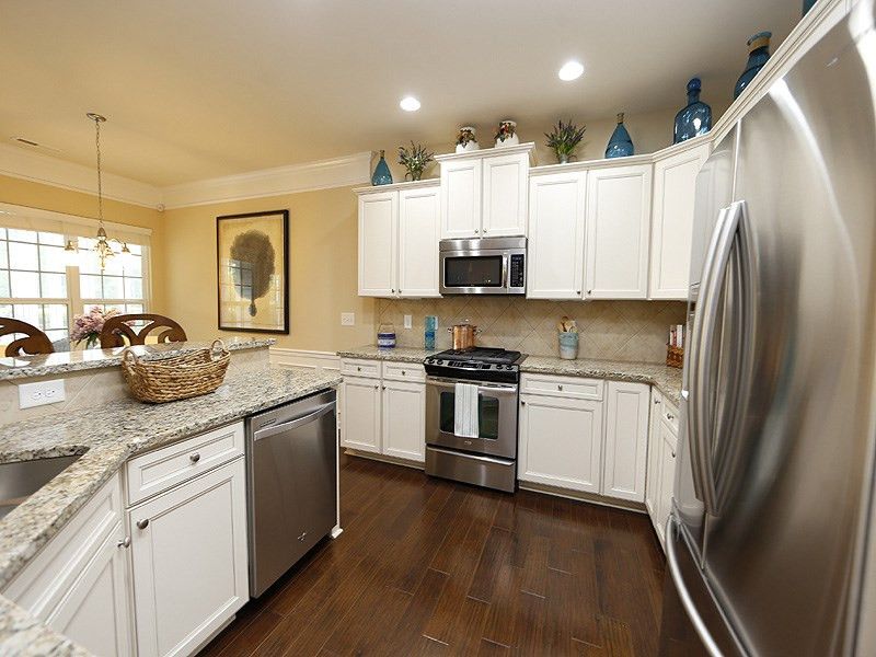 809 Blackfriars Loop, Cary, NC 27519