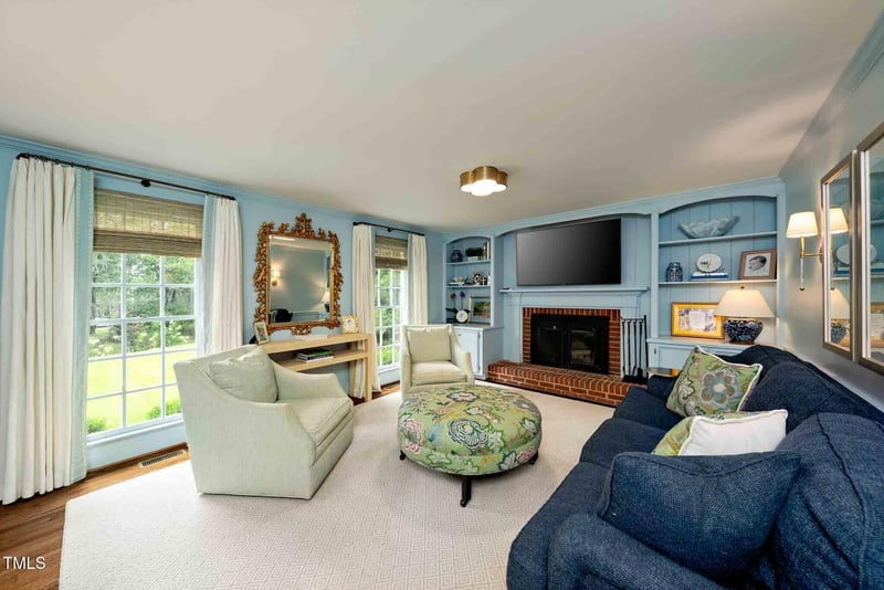 809 Blenheim Dr, Raleigh, NC 27612