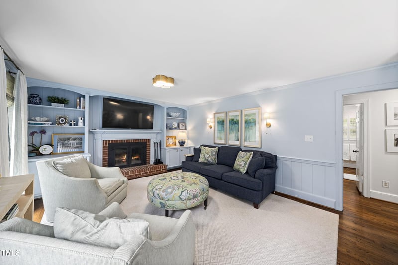 809 Blenheim Dr, Raleigh, NC 27612