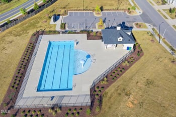 809 Briar Gate Dr, Holly Springs, NC 27540