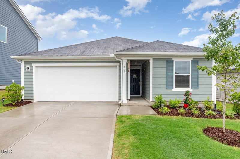 809 Doggard Ln, Durham, NC 27703