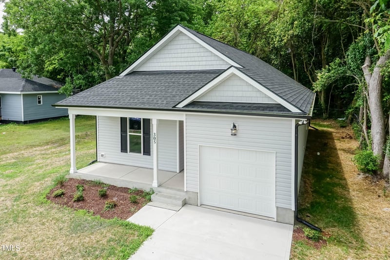 809 Edgerton St, Dunn, NC 28334