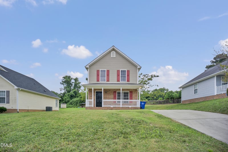 809 Elkhart Dr, Raleigh, NC 27610