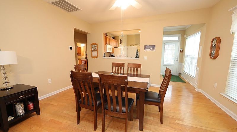 809 Endhaven Pl, Cary, NC 27519