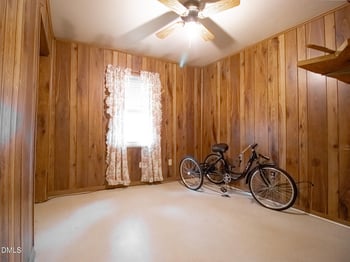 809 Grantland Dr, Raleigh, NC 27610