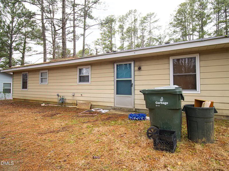 809 Grantland Dr, Raleigh, NC 27610