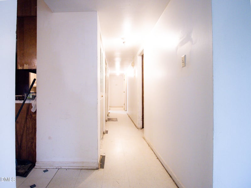 809 Grantland Dr, Raleigh, NC 27610