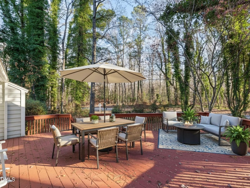 809 Hilltop Cir, Sanford, NC 27332