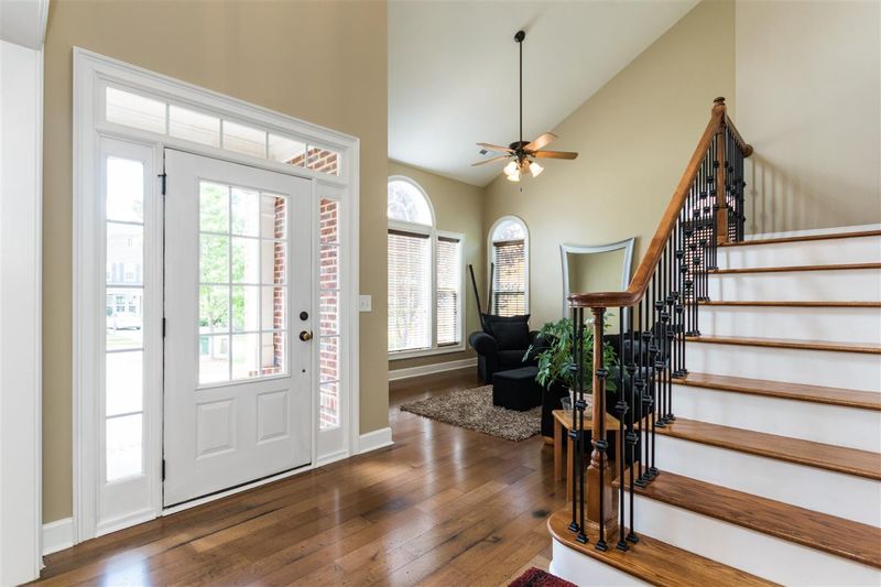809 Huntsworth Pl, Cary, NC 27513