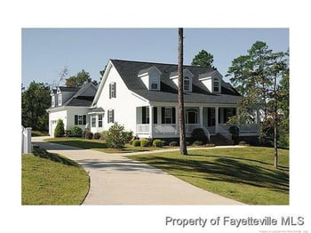 809 Kensington Park Rd, Fayetteville, NC 28311