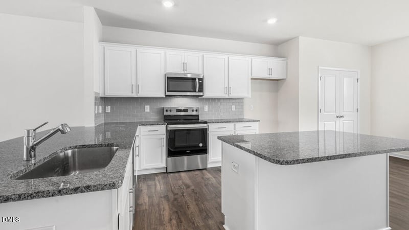 809 Lucky Clover Way, Fuquay Varina, NC 27526