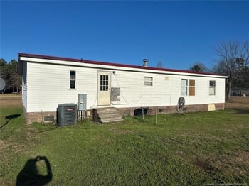 809 Makay Ct, Hope Mills, NC 28348