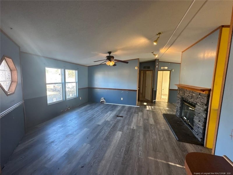 809 Makay Ct, Hope Mills, NC 28348